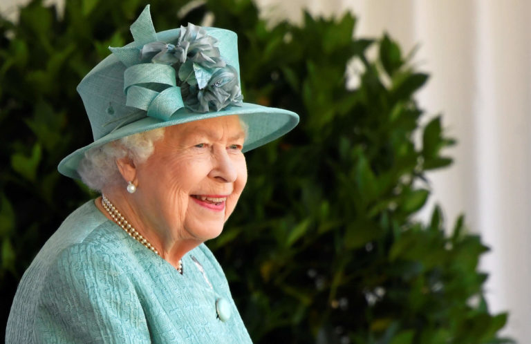 Queen Elizabeth 2